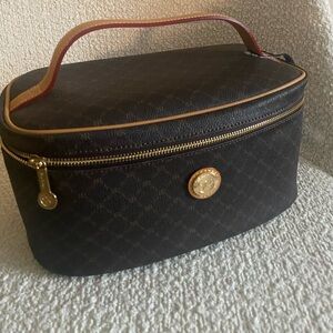 RIONI Signature Brown Cosmetic Carrier / Makeup Bag – NWT